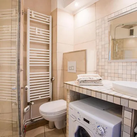 Passy Azur Ap4242 By Riviera Homes * Νίκαια
